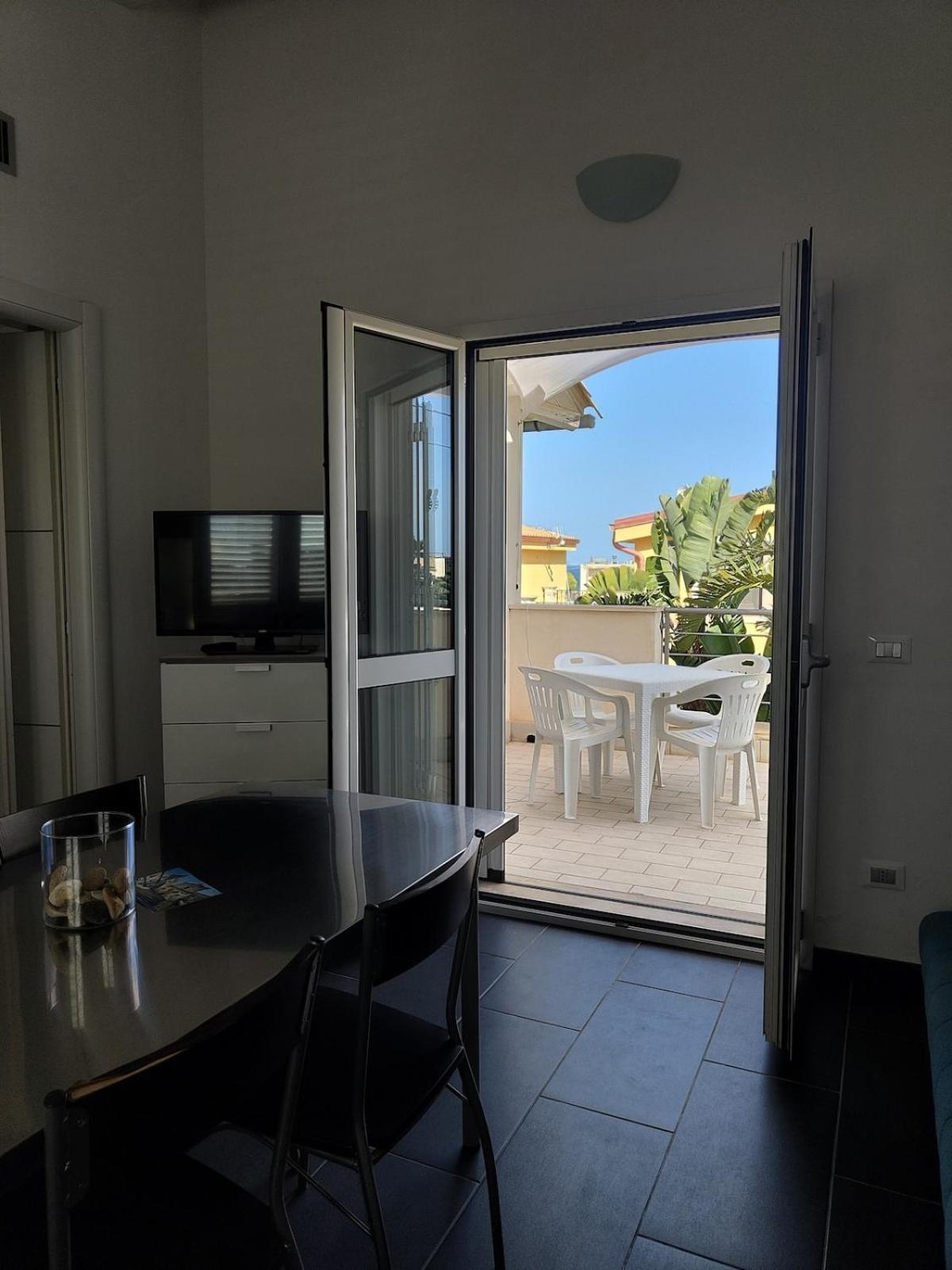 Brezza Di Levante Vakantiehuis Calabernardo